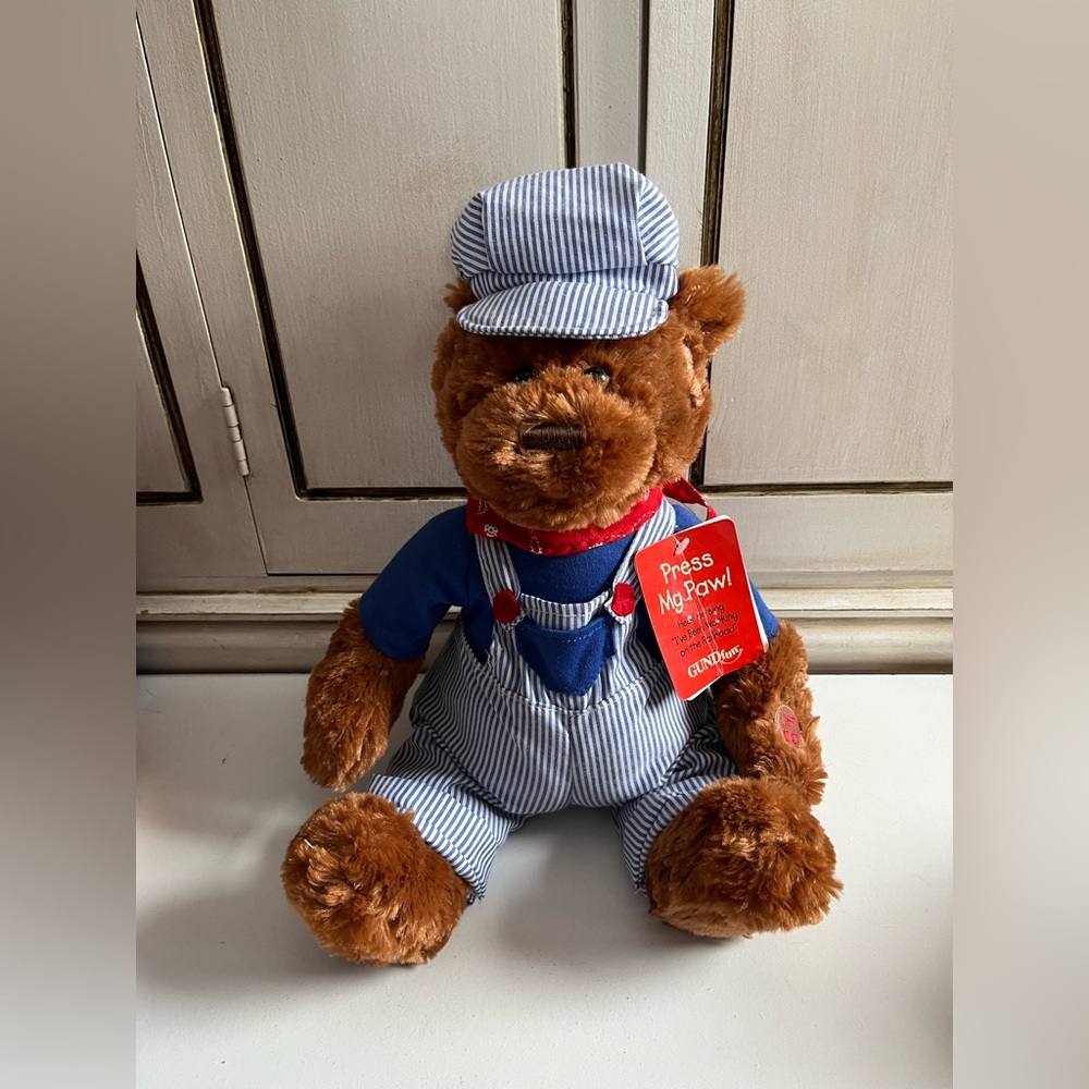 Vintage NWT 2007 Gund Fun Lil Sprout Singing Railroad Conductor Plush Bear Toy